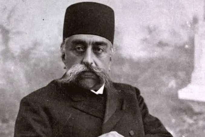 سفر در زمان؛ عکس یادگاری پزشکان ایرانی و خارجی معالج مظفرالدین شاه