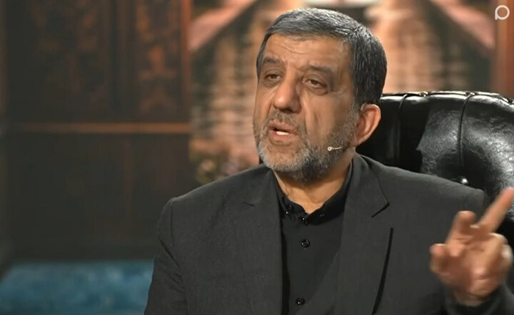 ضرغامی: نفوذی، جریانی است که در میانه جنگ حرف لایحه حجاب را در دهان نماینده مجلس می‌گذارد