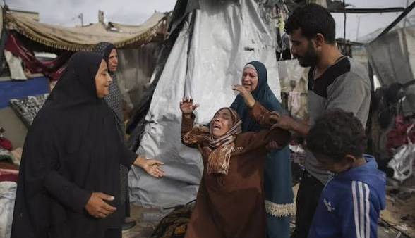 بمباران چادر آوارگان در شمال غزه و شهادت فلسطینی