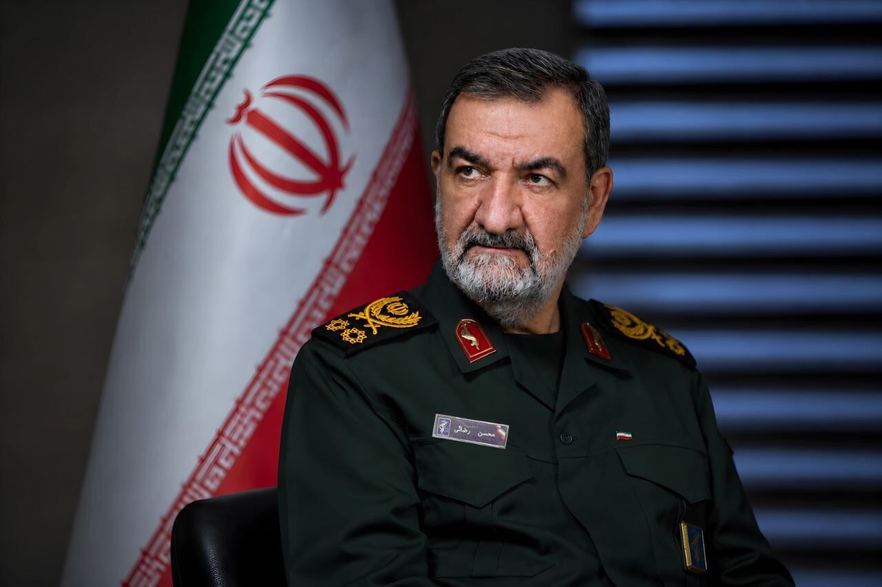 دبیر شورای عالی امنیت ملی: اقدامات آمریکا و اسرائیل به ما این امکان را می‌دهد که از پیمان منع گسترش سلاح‌های هسته‌ای خارج شویم