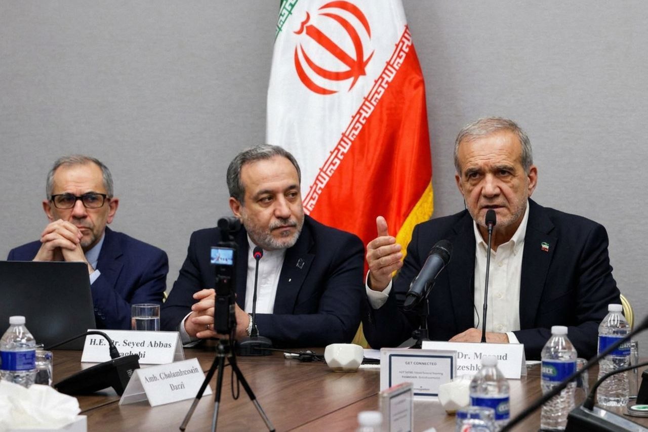 گفت‌وگوی پزشکیان با نخبگان و صاحب‌نظران اندیشکده‌های مختلف آمریکایی