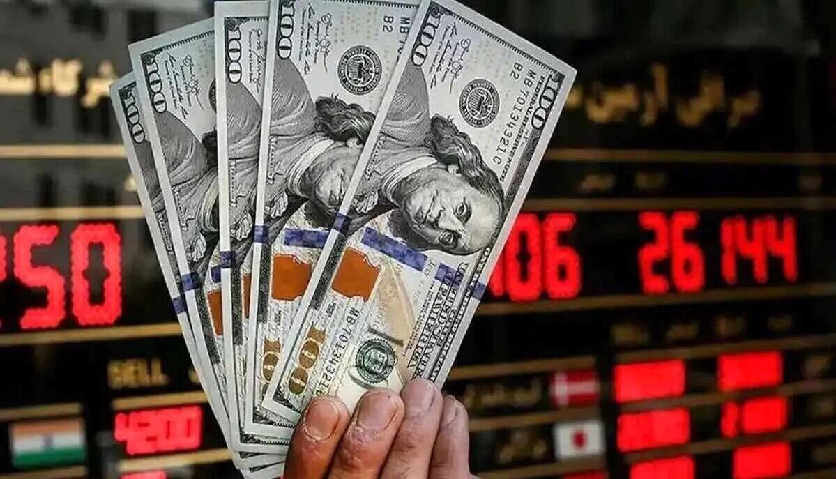 راز جهش ۳۵ هزارتومانی دلار؛ هشدار درباره اثر افزایش نرخ ارز بر تورم