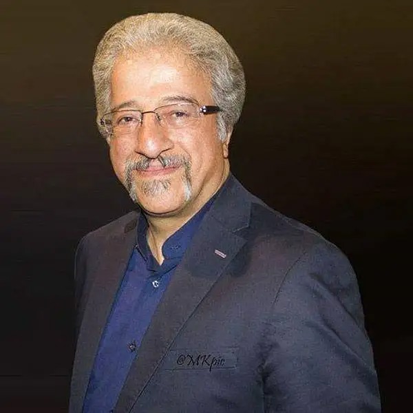 نظر علیرضا خمسه درمورد فضای مجازی