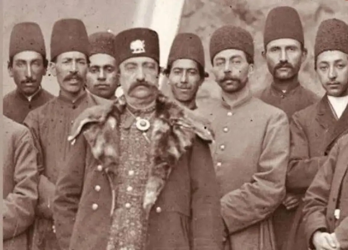 سفر در زمان؛ «ناصرالدین شاه و فردریک اول» در ورودی قصر بادن‌ بادن