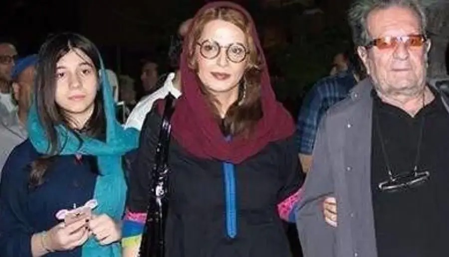 دلنوشته تلخ مونا مهرجویی در سومین سالمرگ پدر و مادرش