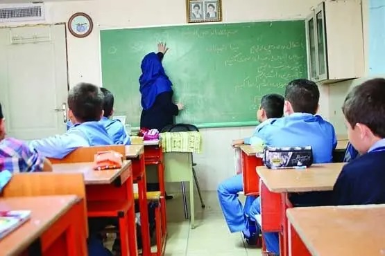 درخواست افزایش حقوق معلمان به دست آقای وزیر رسید